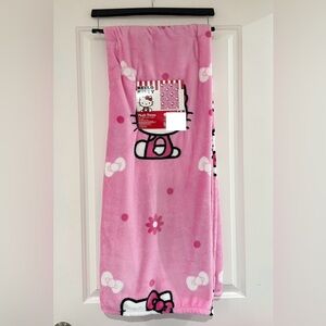 New Pink Hello Kitty Blanket ❤️